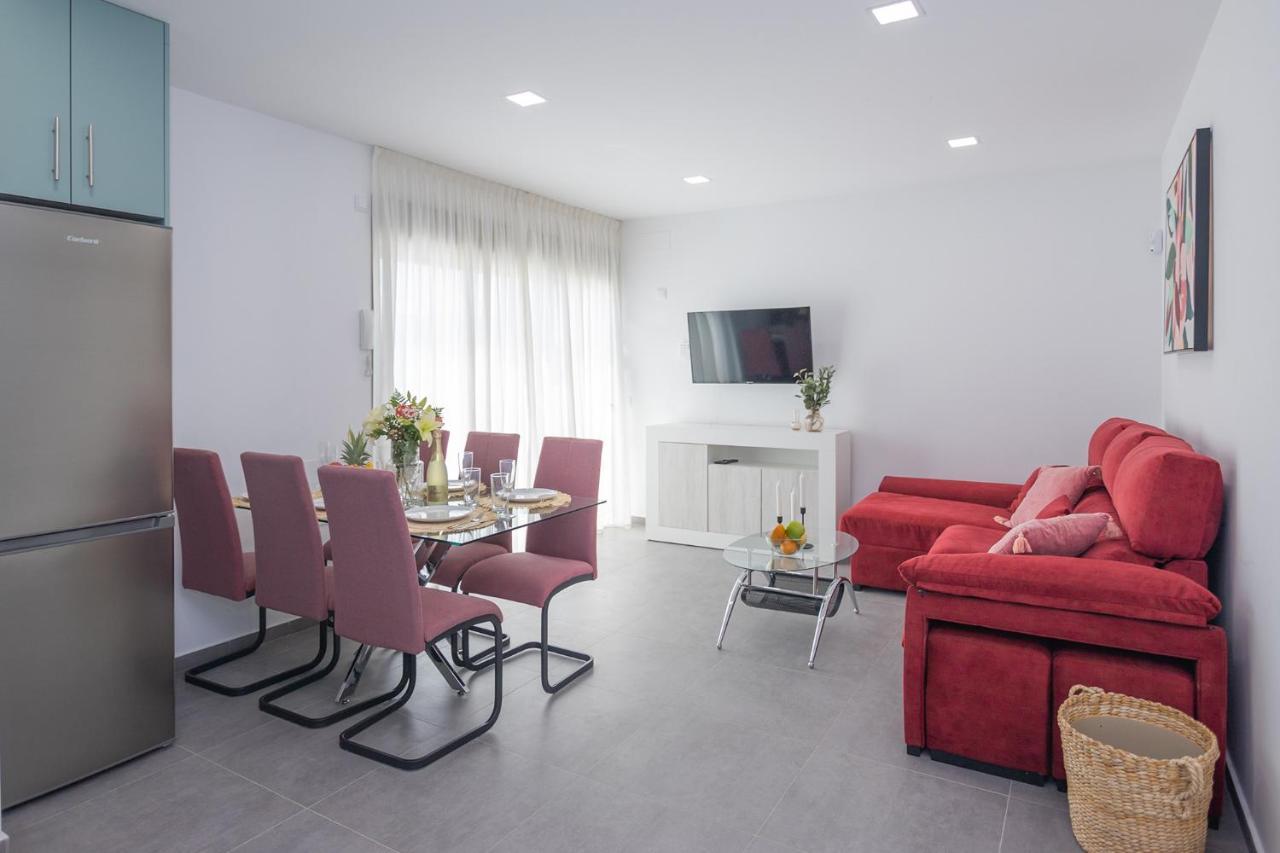 Poris 4 Beachfront Corralejo By Holidays Home Apartment *